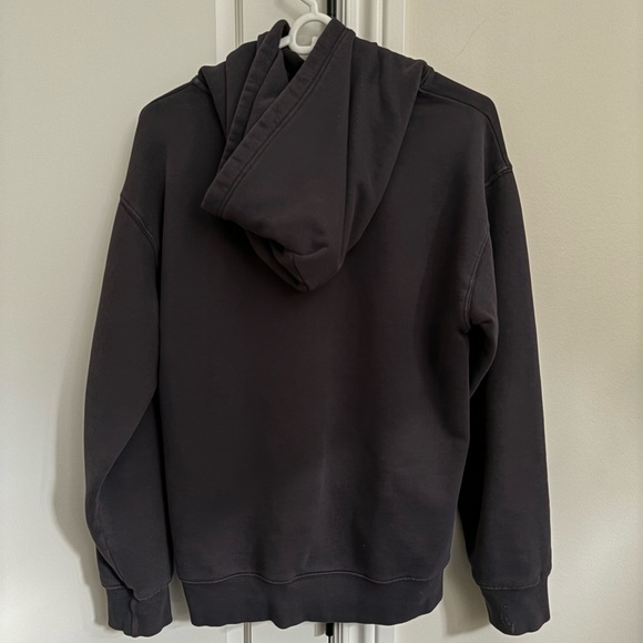 Aritzia dark purple hoodie, TNA cozy fleece, used but in great condition - Picture 1 of 4